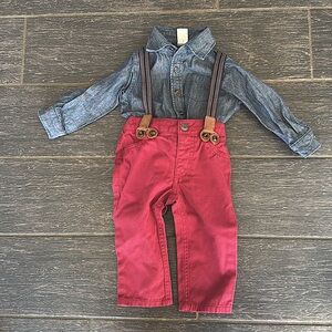 Carters Holiday Outfit - size 12 month